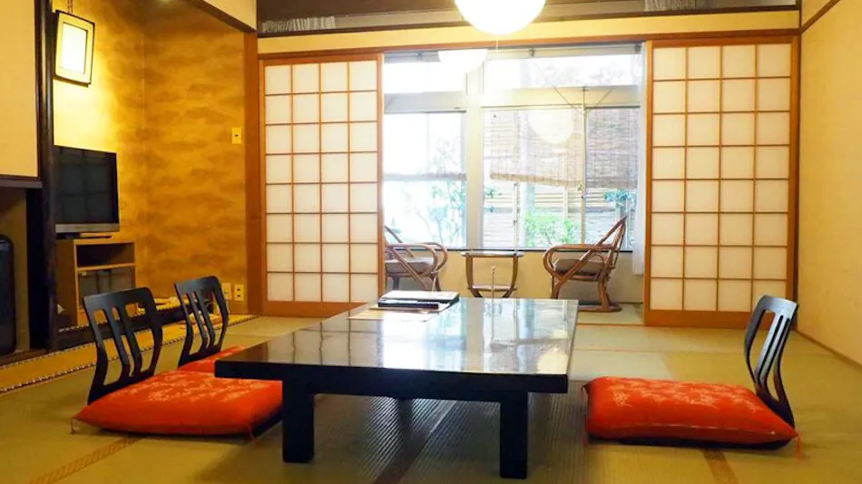 Gyokusenkaku