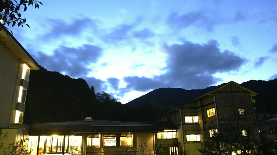Gyokusenkaku