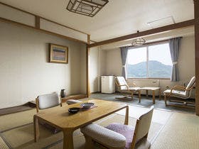 美白の湯宿　大江本家