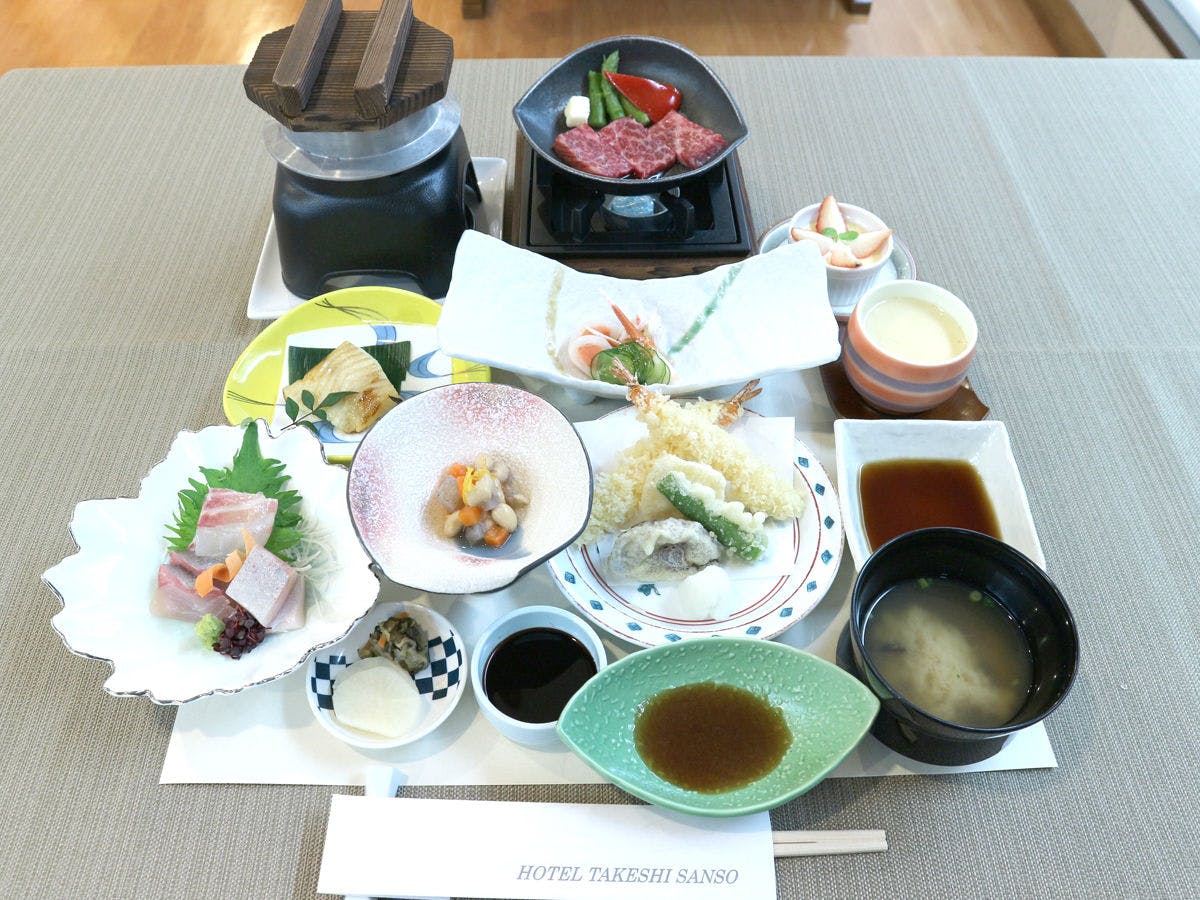 Hotel Takeshi Sanso