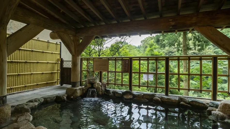 Yamanaka Onsen Yubatake no Yado Hanatsubaki