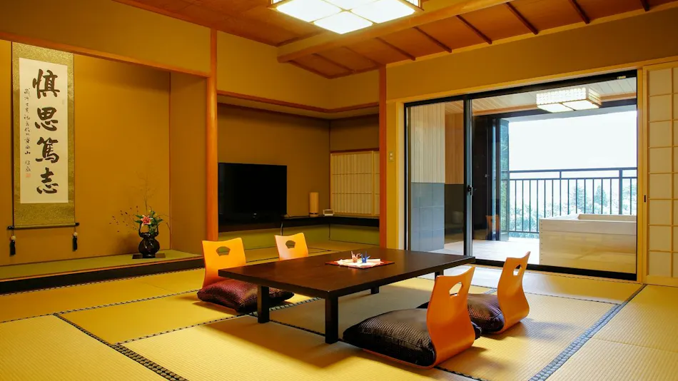 Yamanaka Onsen Yubatake no Yado Hanatsubaki