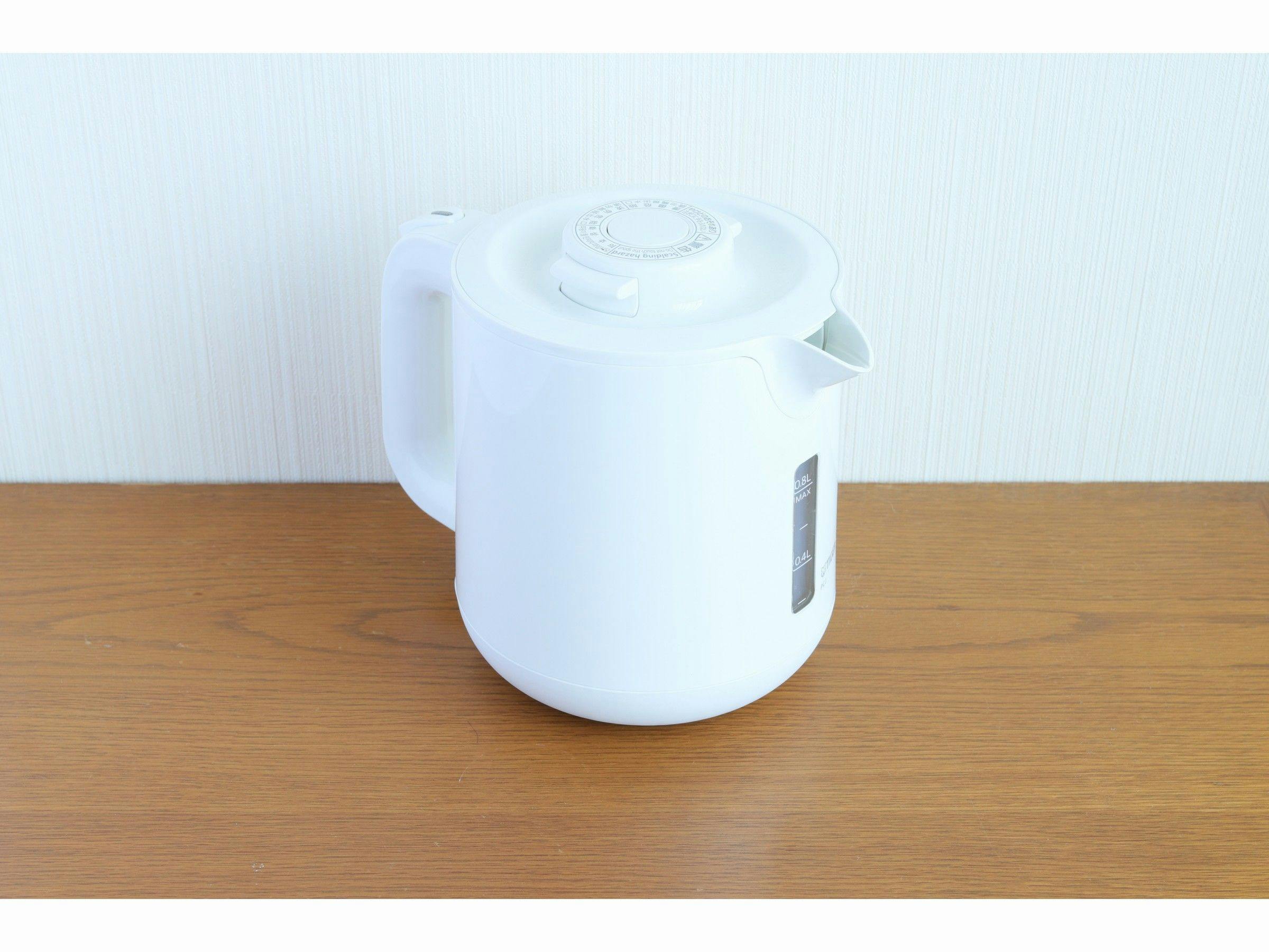 Dalam bilik (cerek air)