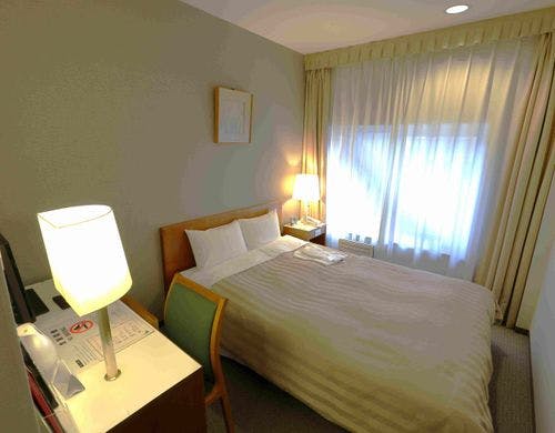 ダブルルーム（一例）　ベッド幅140cm