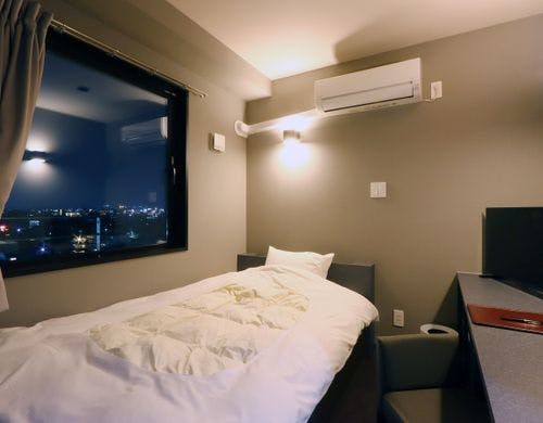 【セミダブルルーム】