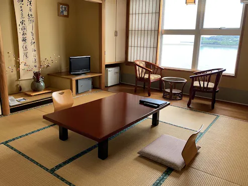 Kamar bergaya Jepang dengan pemandangan indah di lantai 3