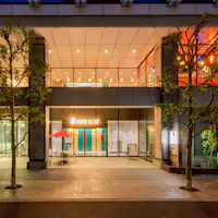 ทางเข้าหลักของโรงแรม