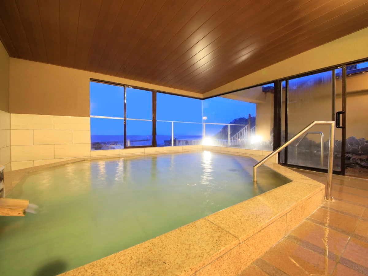 Yururi Nishi-Izu: A Hot Spring Inn Where You Can Stay with Your Beloved Dog
