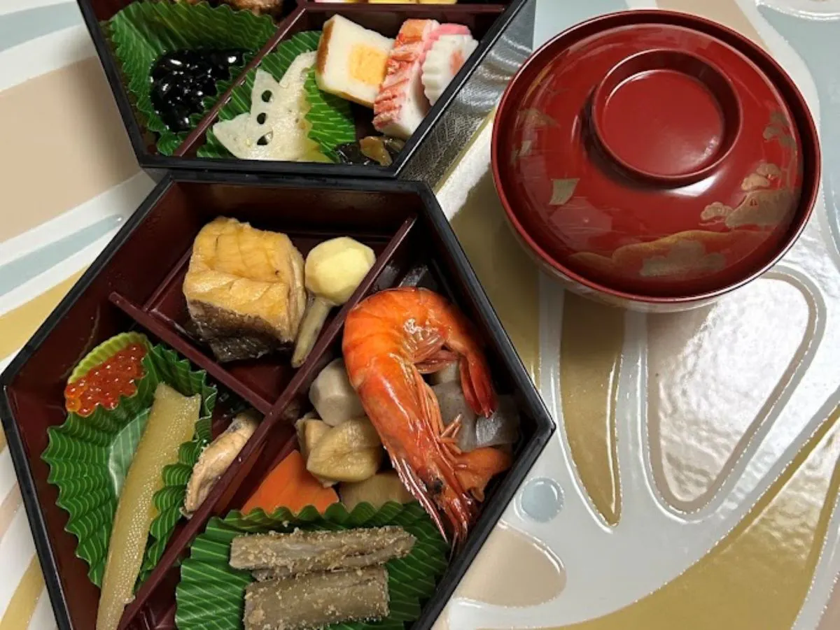 *Osechi