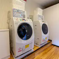 Laundry koin (berbayar)