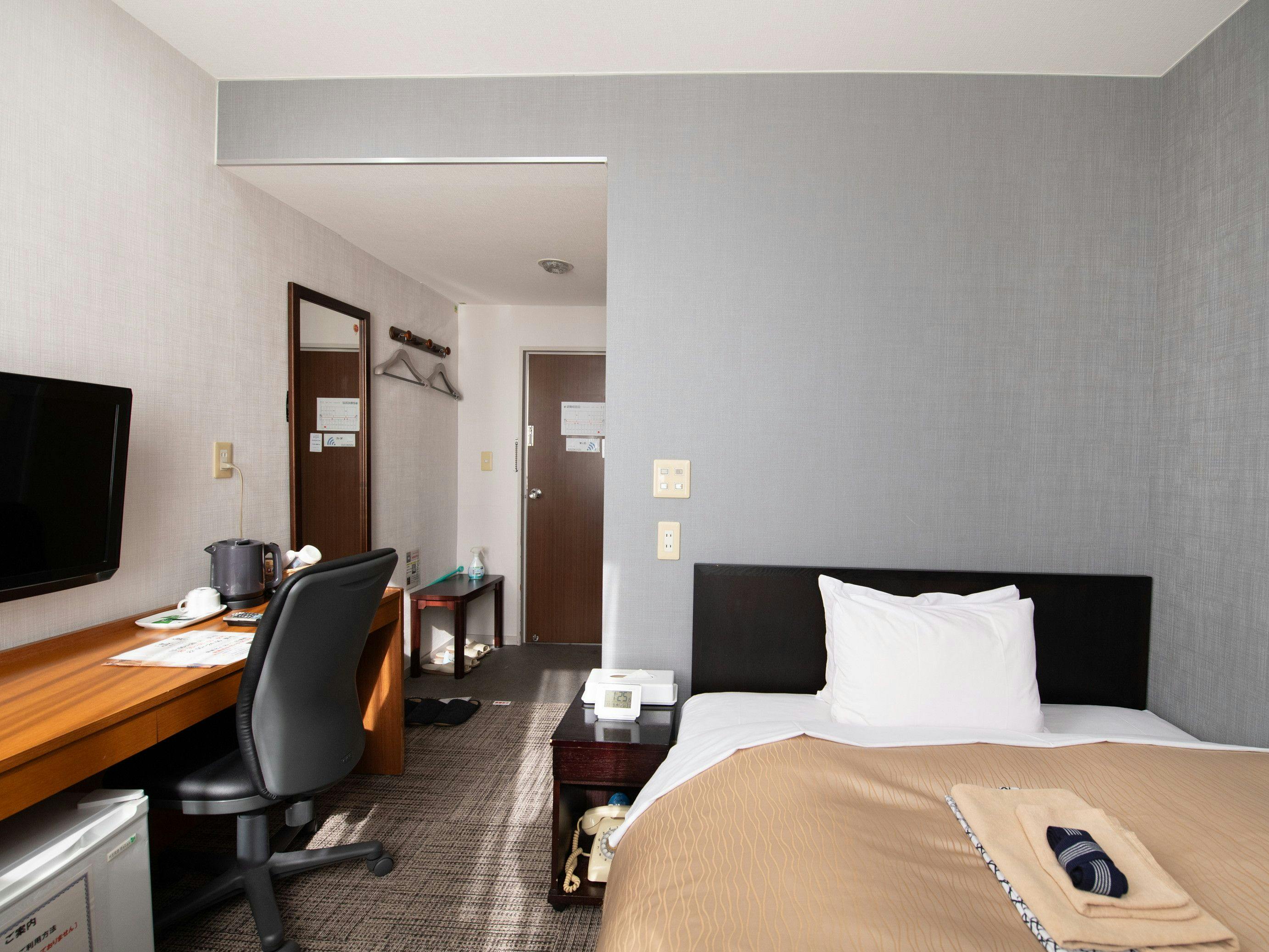 【中古】 納得のホテル・旅館 ６/昭文社 中古】 納得のホテル・旅館 6/昭文社