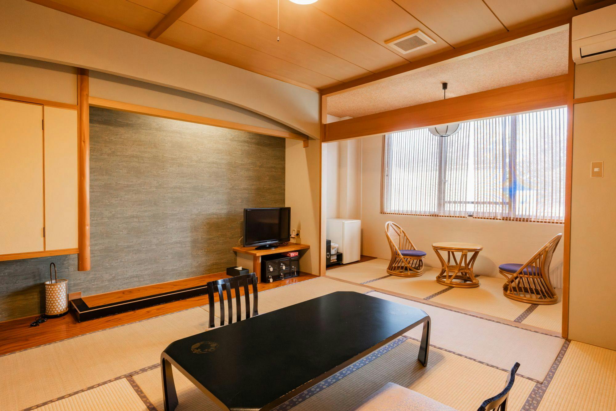 [Tingkat 2] Bilik gaya Jepun 10 tatami + engawa (contoh)