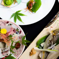 Makan malam akan disediakan dalam bentuk hidangan Jepun kaiseki.