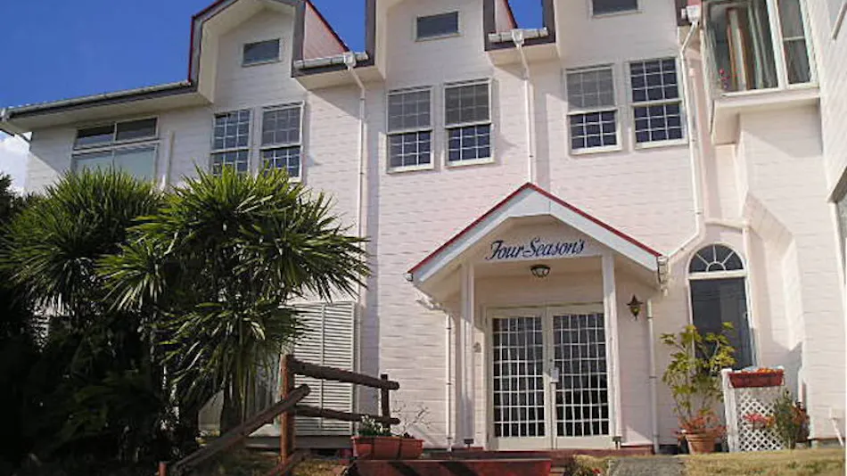 Hill with Ocean View Four Seasons