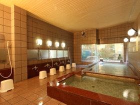 開湯約650年★塩山温泉郷の露天風呂　宏池荘