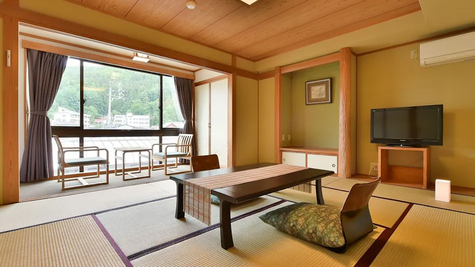 Nozawa Onsen Asahiya Ryokan