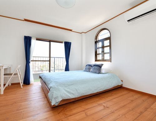 2階のベッドルーム