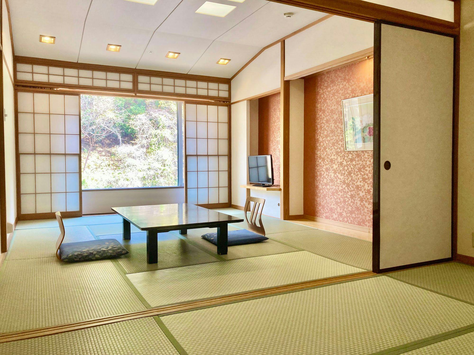 ห้องพักแบบญี่ปุ่น 2 ห้อง (วิวภูเขา) ตัวอย่าง