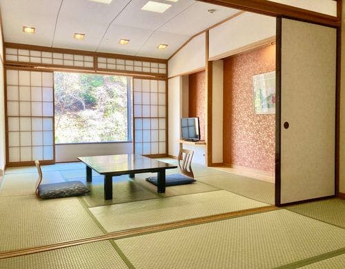 和室二間(山側眺望)一例