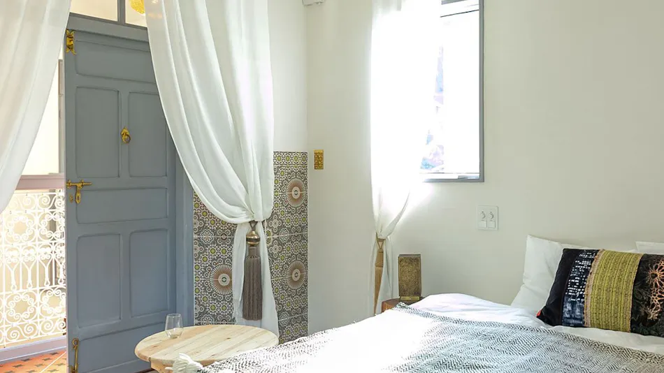 RIAD NANA