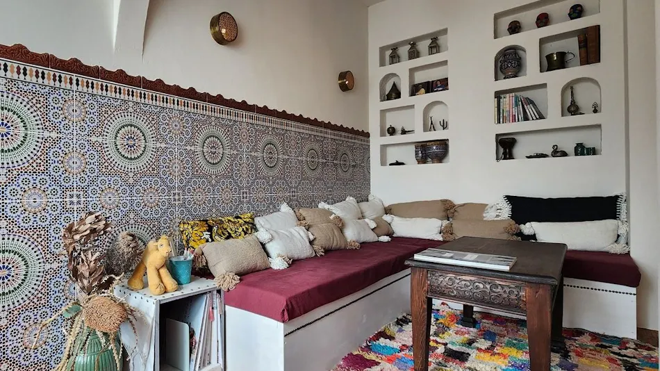 RIAD NANA