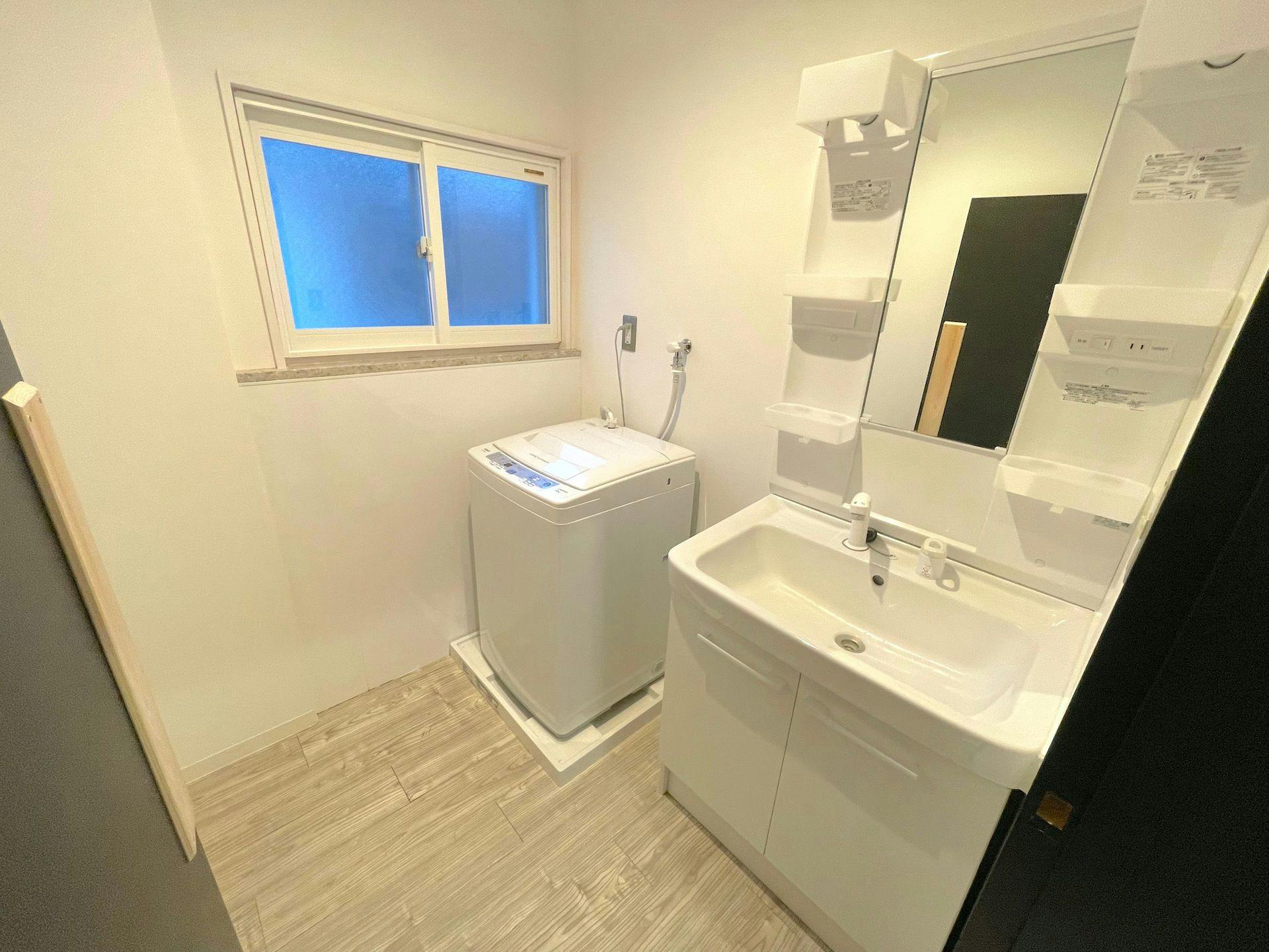 Sink studio keluarga