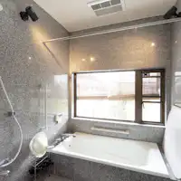 Spacious bathroom