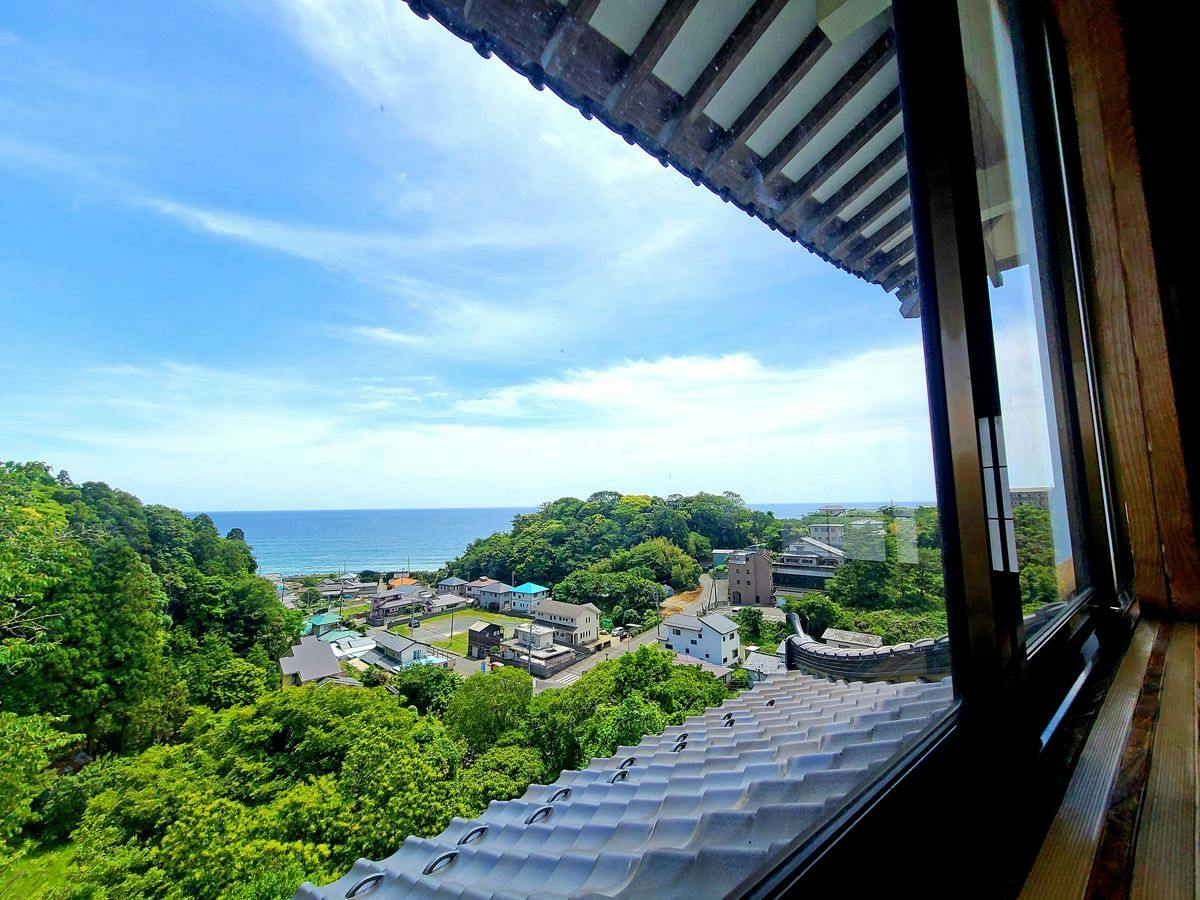 Castle Inn Hanaguruma