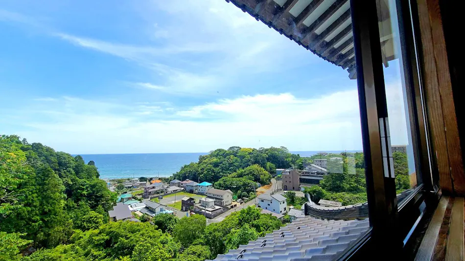 Castle Inn Hanaguruma