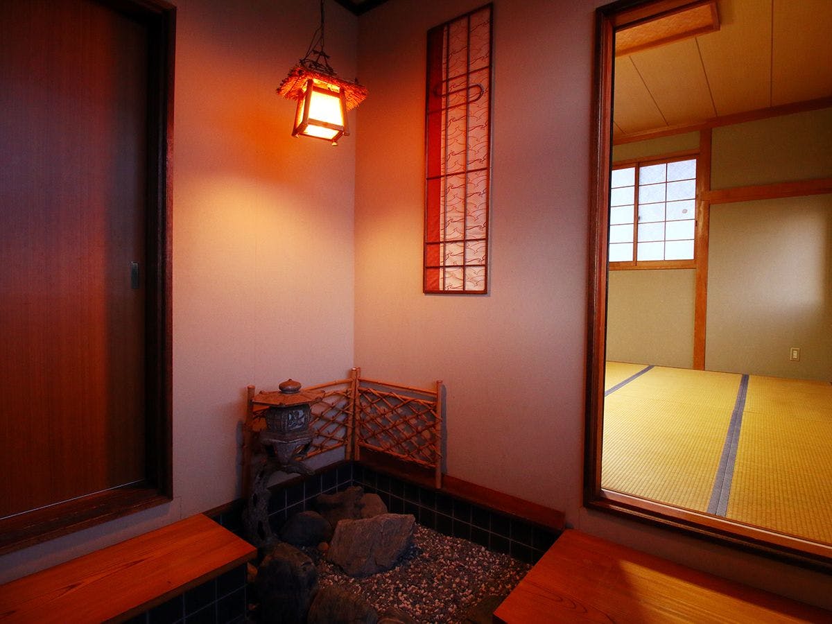 Castle Inn Hanaguruma