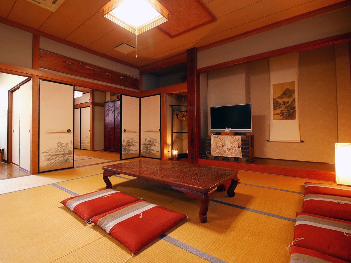 Castle Inn Hanaguruma