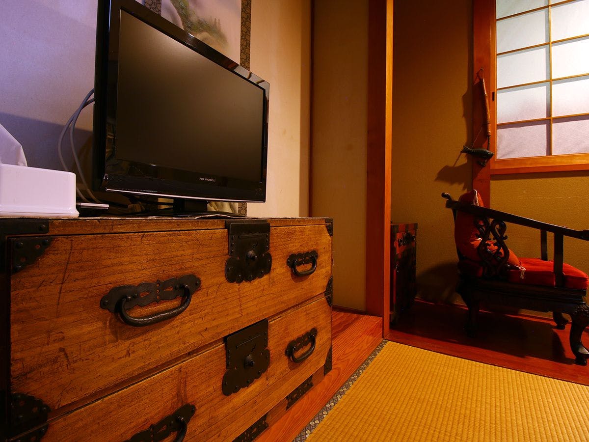 Castle Inn Hanaguruma