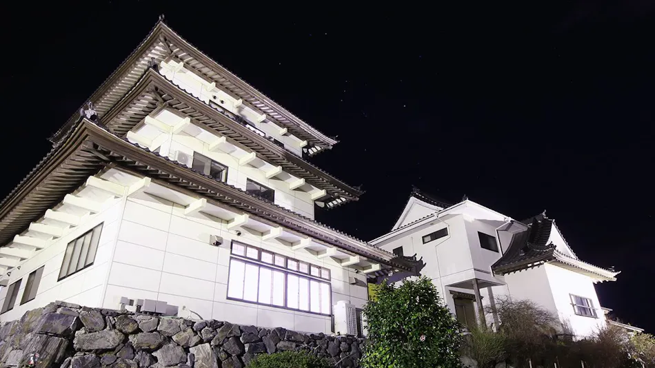 Castle Inn Hanaguruma