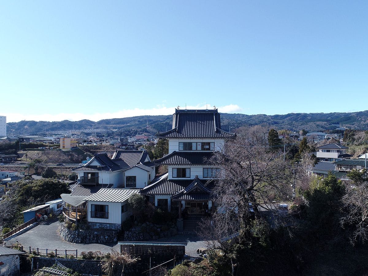 Castle Inn Hanaguruma