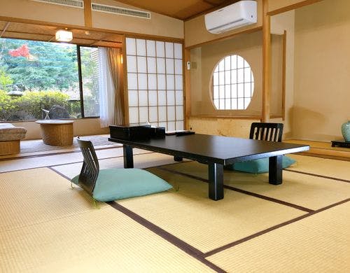 10畳＋10畳　特別室