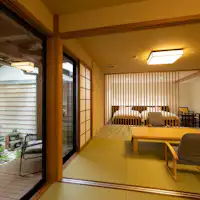 ห้องพักสไตล์ญี่ปุ่น-ตะวันตก “โทคิ” พร้อมอ่างอาบน้ำไม้ฮิโนกิ