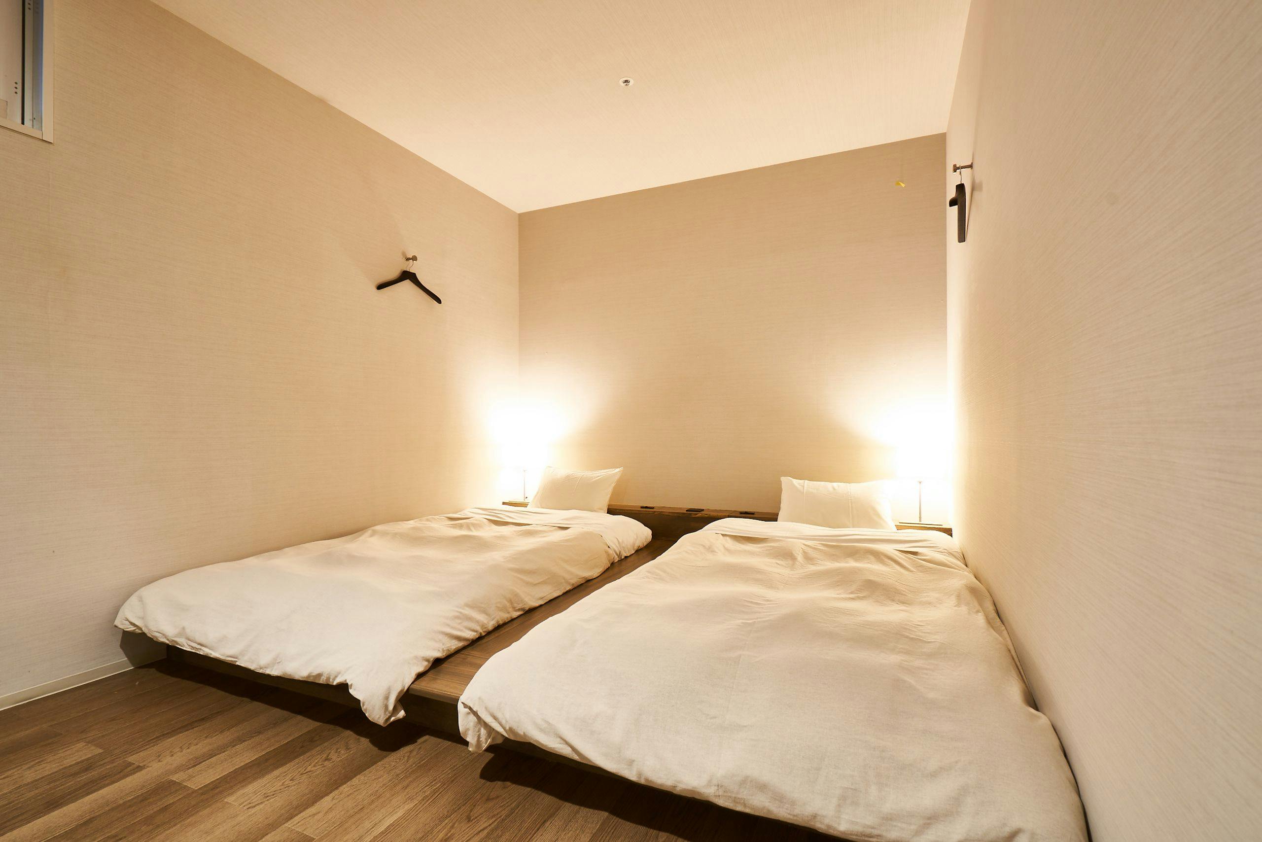 &AND HOSTEL HOMMACHI EAST