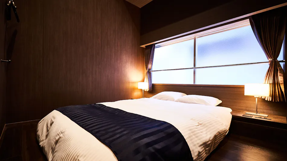 &AND HOSTEL HOMMACHI EAST