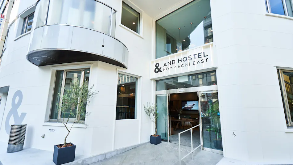 &AND HOSTEL HOMMACHI EAST