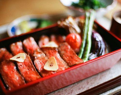 A4・A5ランクの黒毛和牛　ステーキ重