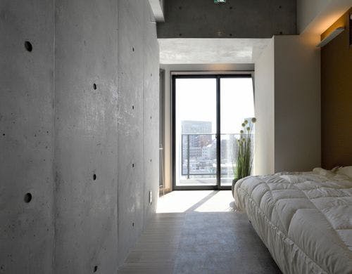 大きな窓があるので室内が明るくて快適