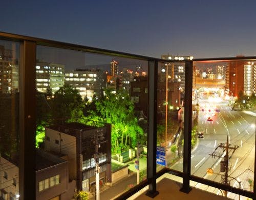 バルコニーからの眺め（夜）