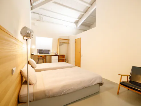 【Deluxe Twin】Sebuah contoh