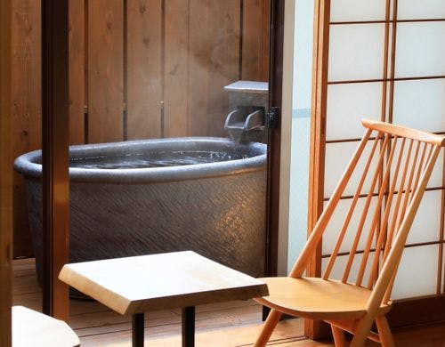 温泉半露天風呂付き和室10畳