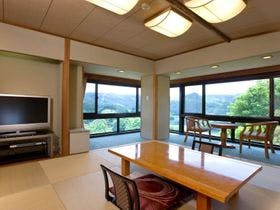 青蓮寺レークホテル