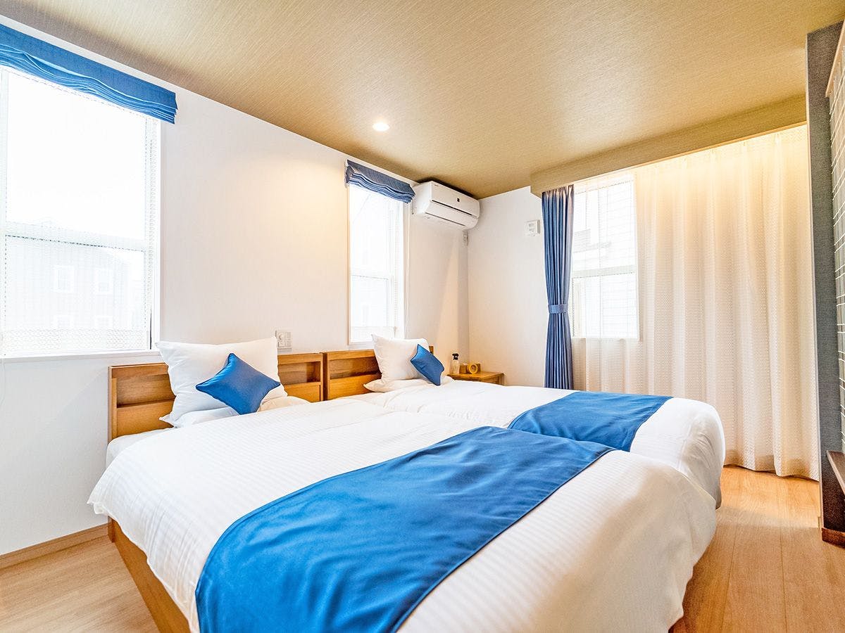 Kamar Universal (40 m²)