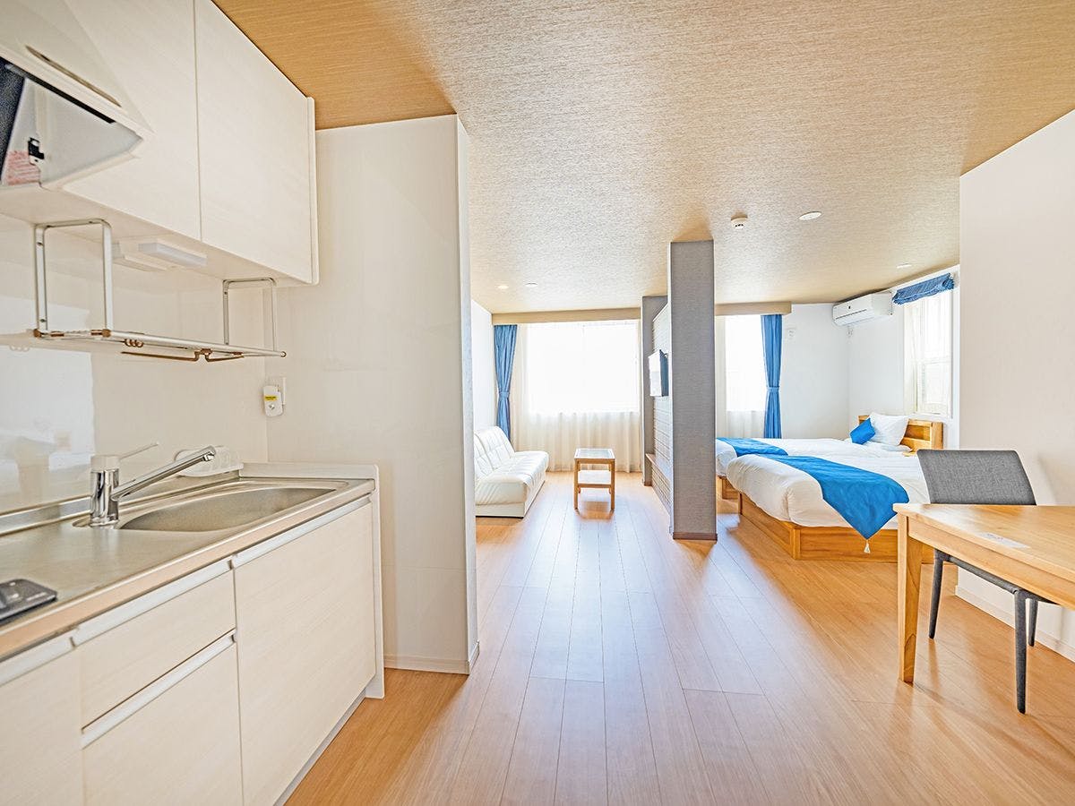 Hotel California Miyakojima Resort