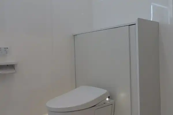 นี่คือห้องน้ำแบบตะวันตก