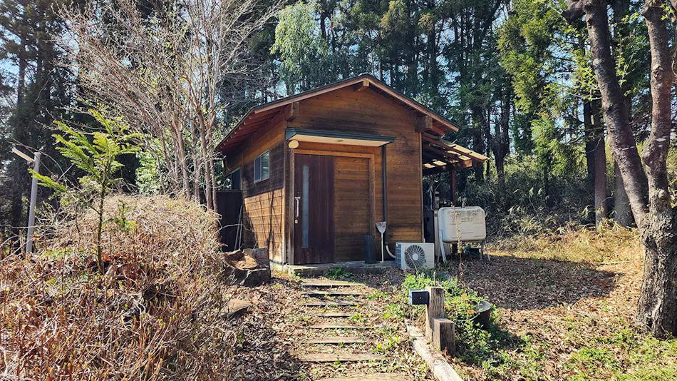Dog Cottage Heart Hills