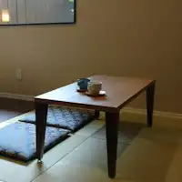 เสื่อทาทามิในห้องสไตล์ญี่ปุ่นและตะวันตก